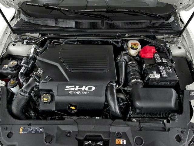 2016 Ford Taurus SHO